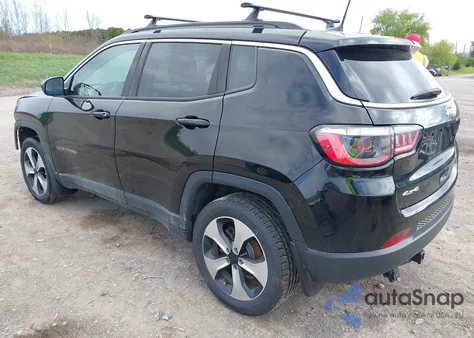 2020 Jeep Compass Latitude 4X4 from USA, damaged, VIN 3C4NJDBBXLT256632